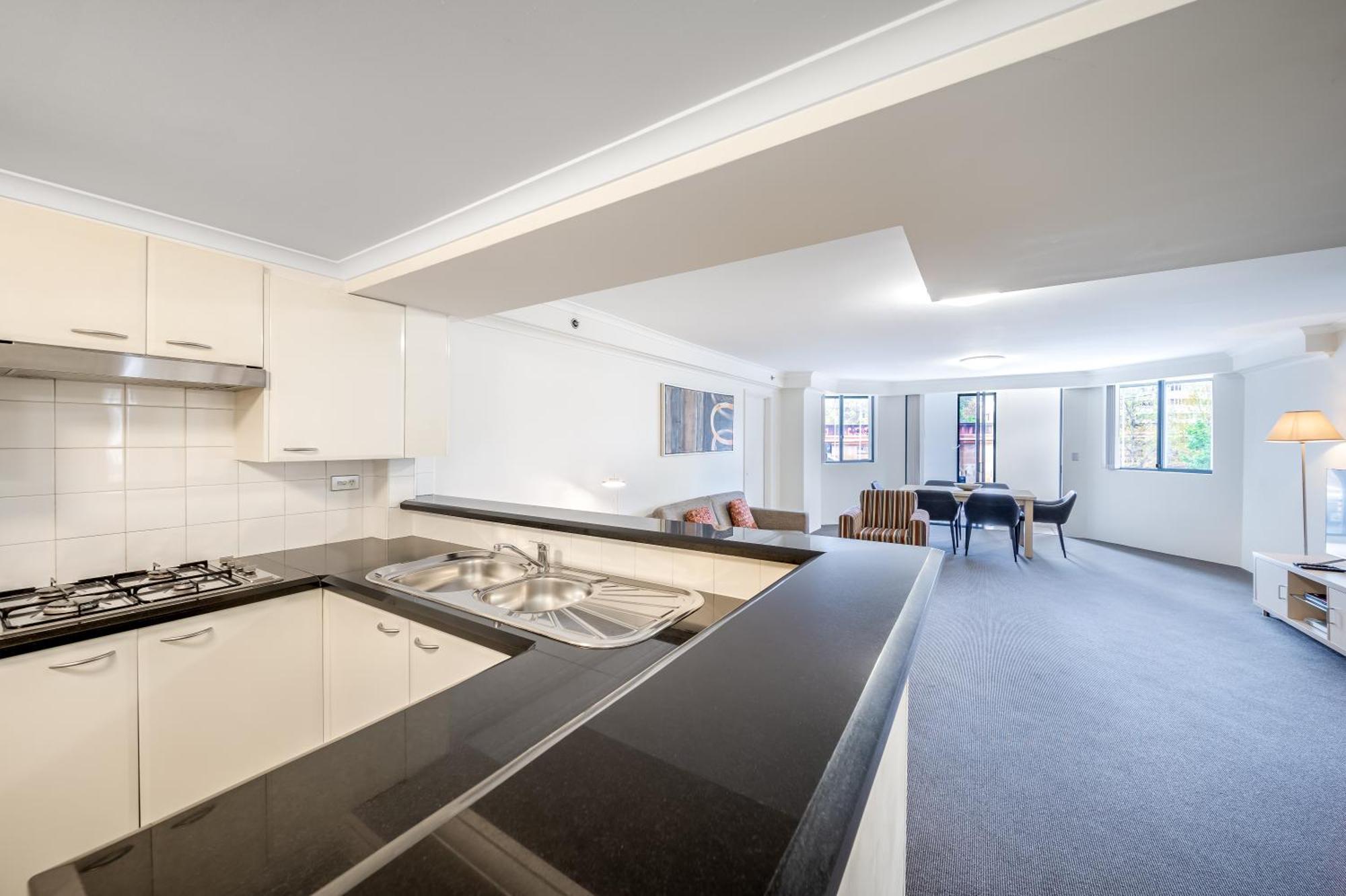 Oaks Sydney Castlereagh Suites Exteriér fotografie