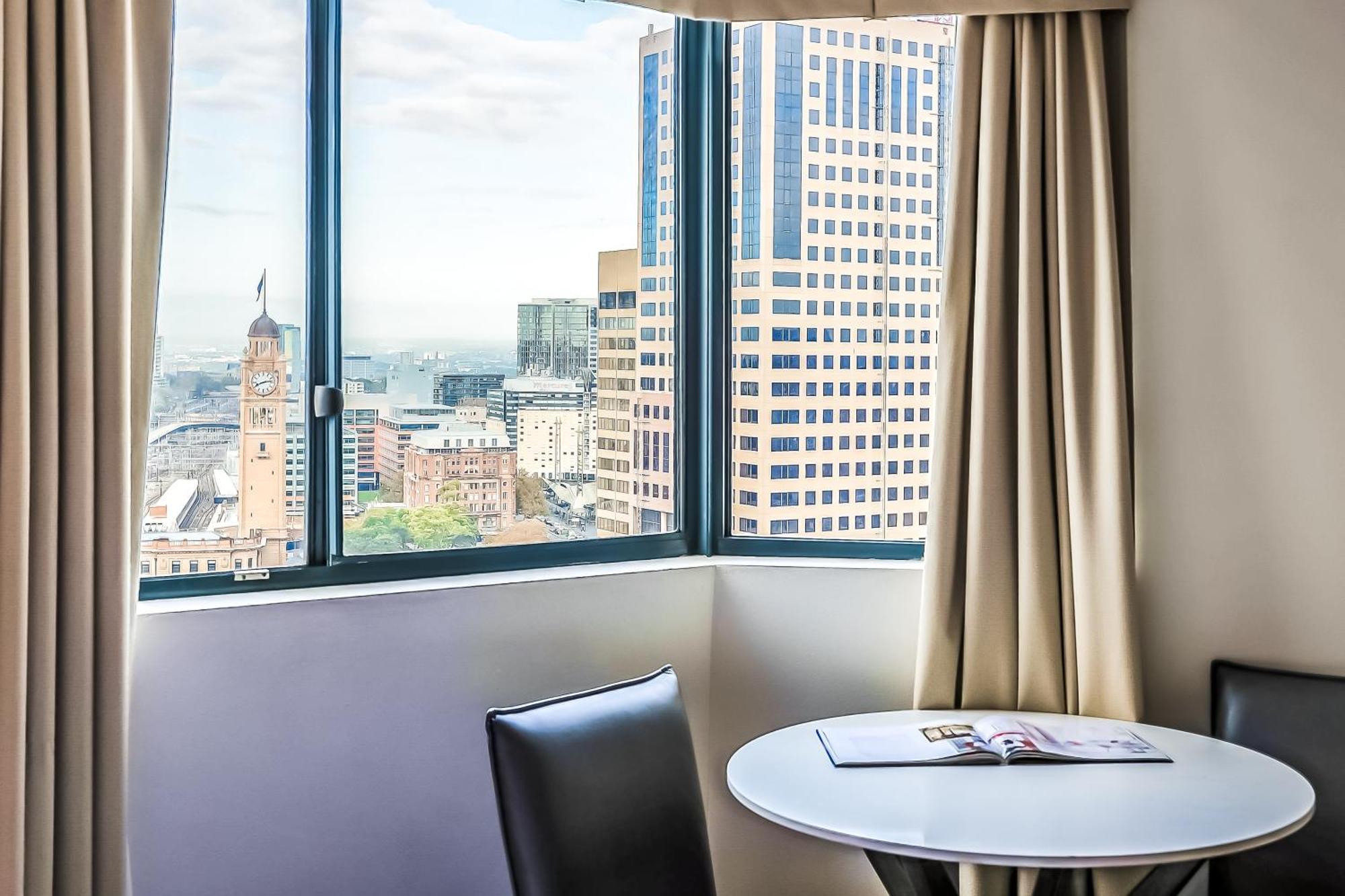 Oaks Sydney Castlereagh Suites Exteriér fotografie